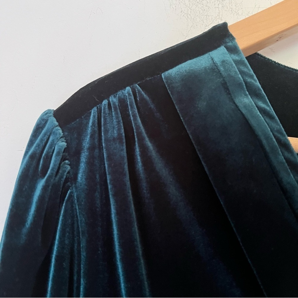 Winter Holiday Velvet Evergreen Peplum Blouse Festive Romantic Trend Nwt — image 7 of 8